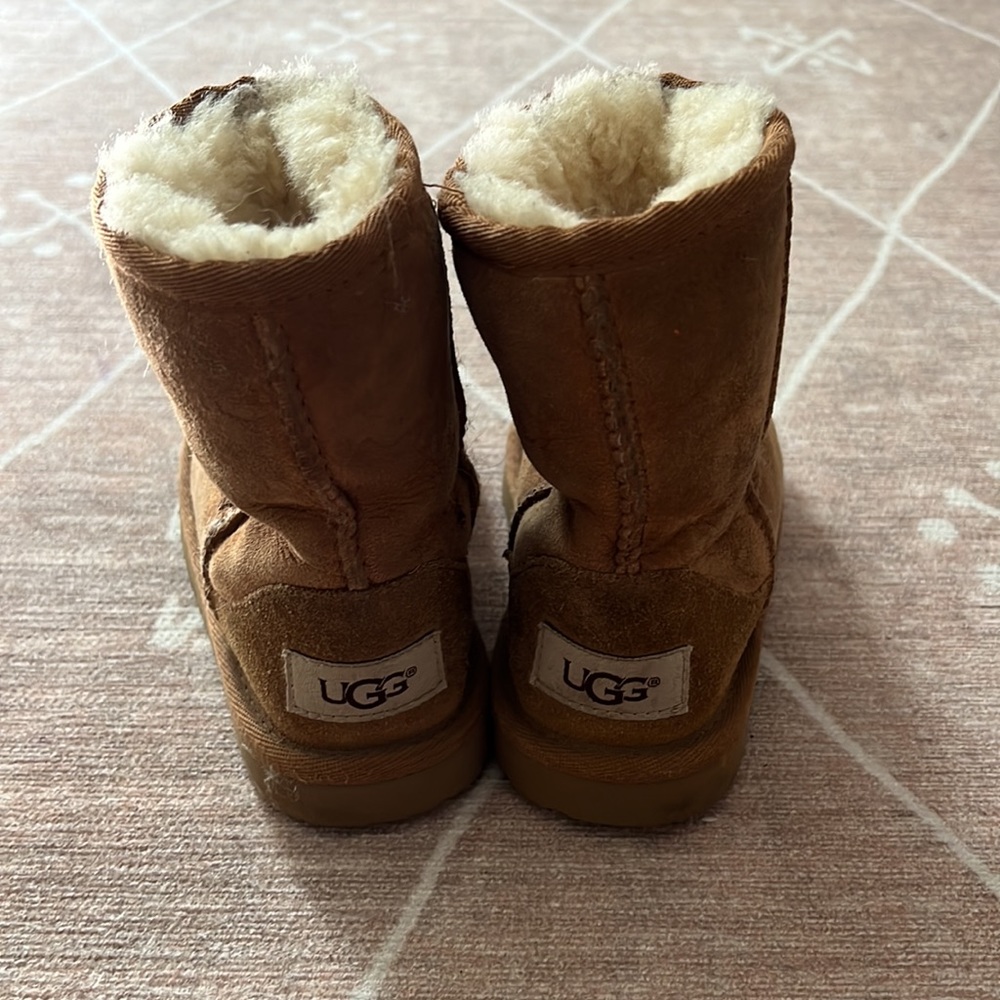 Camel ugg boots - Picture 10 of 11